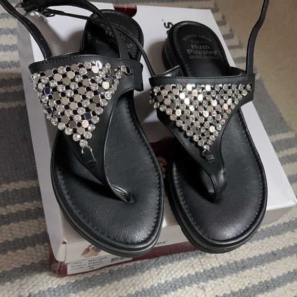 NWT Hush Puppies black sandals - Picture 2 of 11